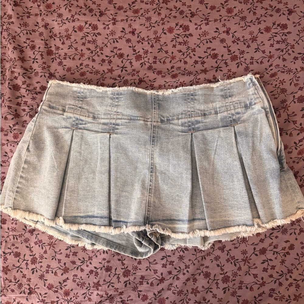 Almost Famous Light Blue Denim Label Detail